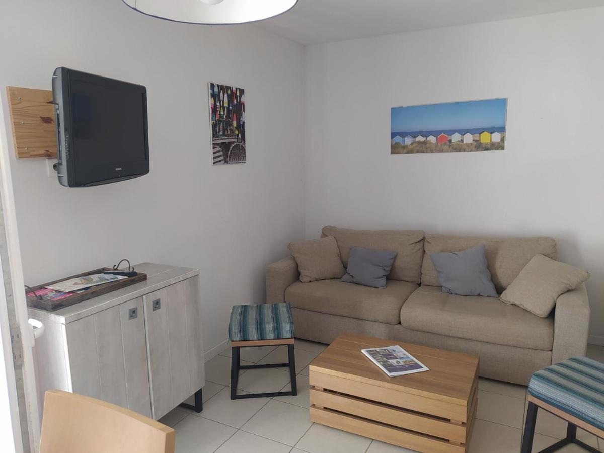 Une maisonnette vendeenne avec acces piscine Saint-Hilaire-de-Talmont Extérieur photo